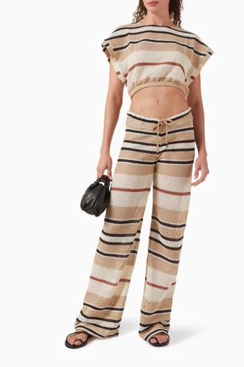 بلوزة ريني قصيرة بنقشة خطوط كروشيه