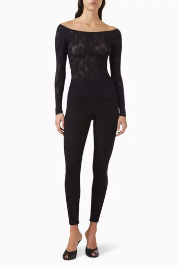 بلوزة بفتحة رقبة على شكل قارب دانتيل