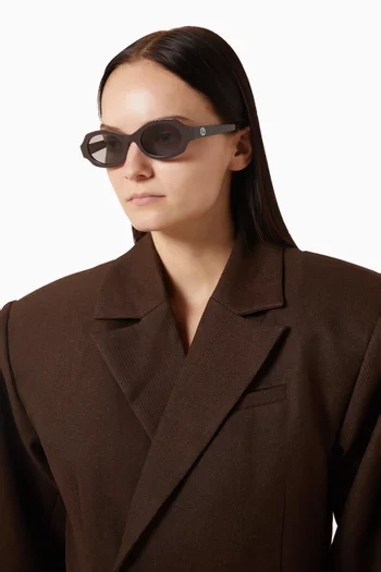 نظارة شمسية بإطار بيضاوي أسيتات