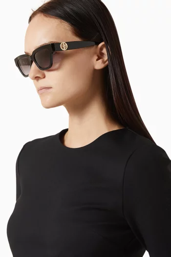 نظارة شمسية بتصميم عين القطة وإطار أسيتات