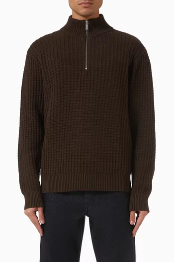 سترة بسحّاب قصير وقصة منحوتة قطن عضوي