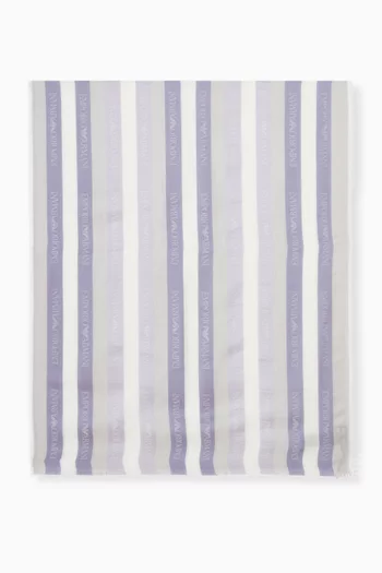 وشاح بنقشة مخططة وشعار الماركة جاكار