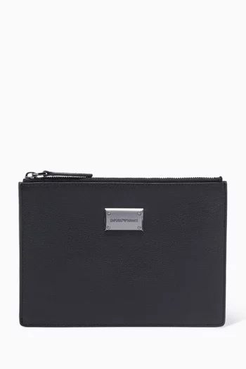 حقيبة صغيرة بشعار الماركة جلد حبيبي