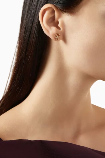 أقراط بتصميم زهرة مرصعة بالماس ذهب وردي عيار 18