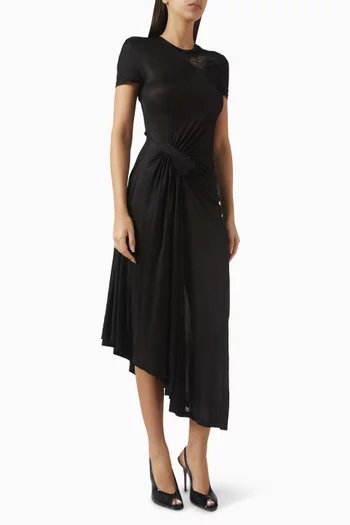 فستان دلفين بنمط تي شيرت مزين بدانتيل جيرسيه مضلع