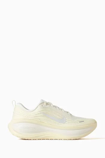 سنيكرز فوميرو بلاس