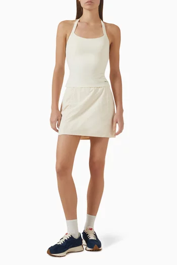 بلوزة ان ويند بلا أكمام وأربطة حول الرقبة