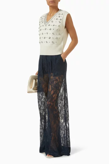 فيست منسوج مزين بتطريزات