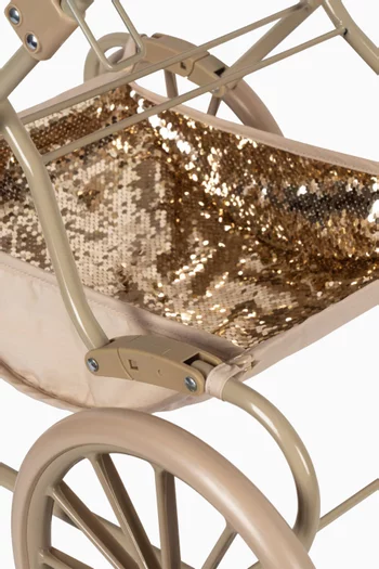 عربة للدمى لامعة