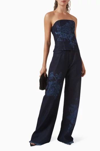 بلوزة بتصميم مشد بتطريز زهور دينم