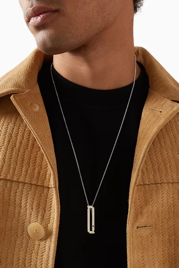 قلادة بدلاية حرف "ن" مرصعة بالياقوت فضة إسترلينية