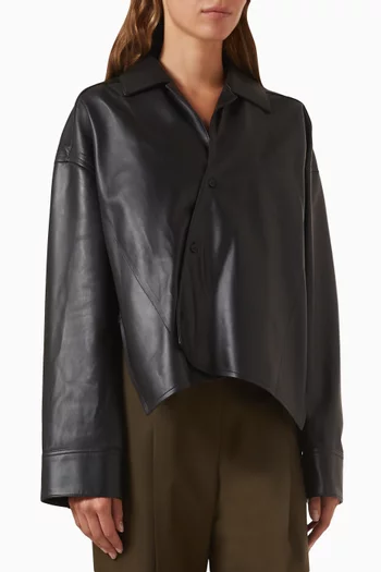 قميص بقصة ترابيز جلد