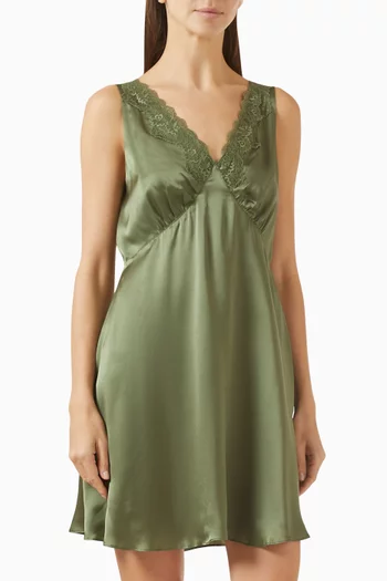 فستان اليسيا قصير حرير