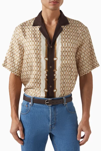 حزام بإبزيم بتصميم سرج جلد