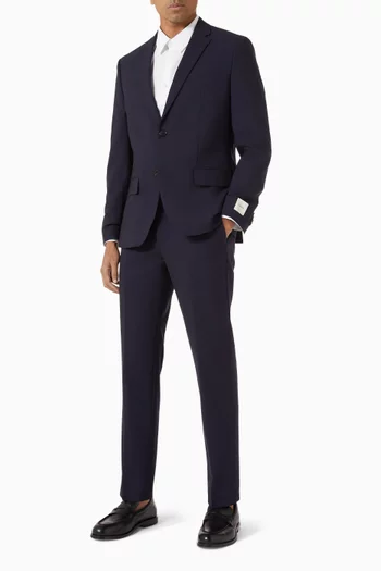 Classic Blazer in Wool-blend