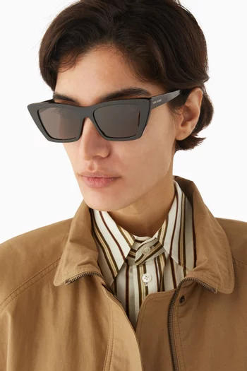 Cat-eye Sunglasses in Acetate