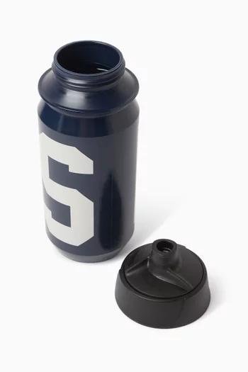 زجاجة بشعار PAS