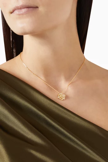 Flower Pendant Necklace in Gold-plated Brass