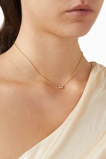 قلادة بدلاية مرصعة بحجر زركونيا نحاس مطلي بلون ذهبي