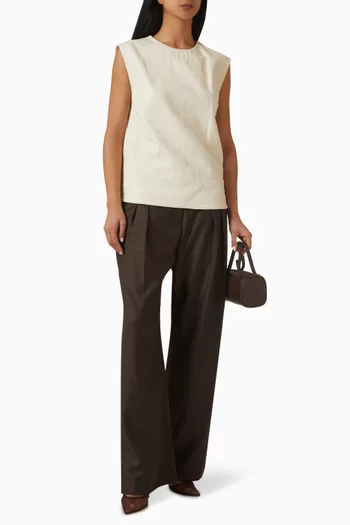 بلوزة فيزا بملمس جلد النعام جلد