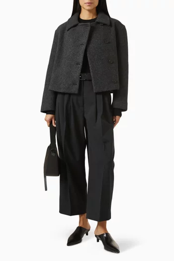 جاكيت صوف بقصة قصيرة