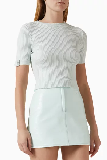 Buckle Top in Ribbed-knit