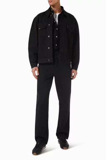 جاكيت تراكر فضفاض دينم بلون باهت