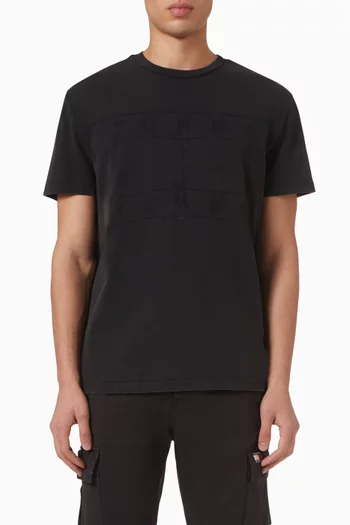 تي شيرت بشعار العلم بلون مماثل قطن