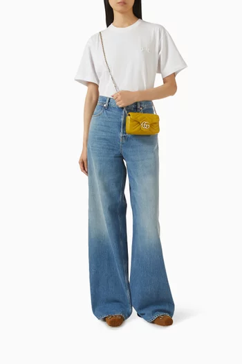 حذاء باليرينا بحلية لجام حصان وكعب مسطح شمواه