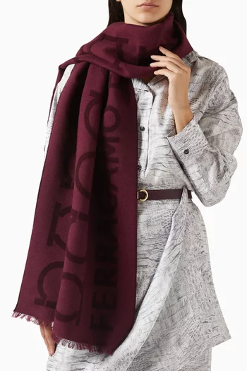 وشاح بشعار جانشيني مزيج حرير وصوف