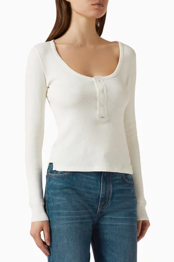 قميص هنلي بفتحة رقبة عميقة قطن جيرسيه