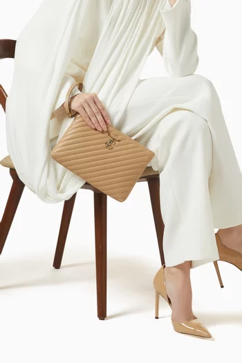 Avn Curve Zip Pouch in Leather