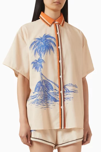 قميص كاواي بطبعة