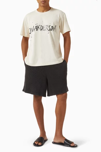 تي شيرت قطن بتصميم دائري