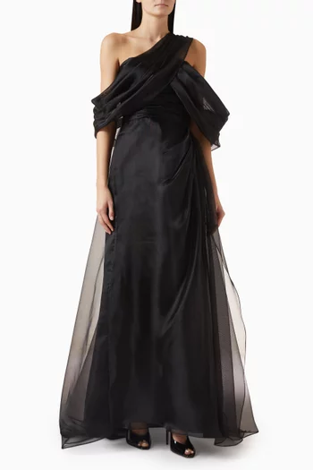 One-shoulder Train Gown in Tulle