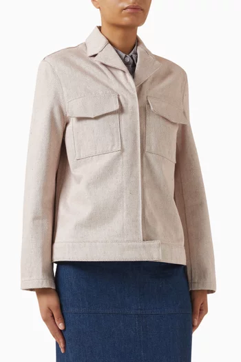 جاكيت دينم وقطن عضوي بقصة عملية