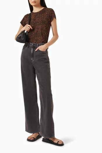 بنطال جينز لوغان بقصة ساق واسعة دينم