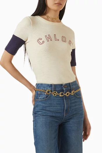 حزام بتصميم سلسلة بشعار الماركة نحاس