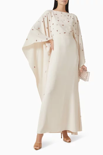 فستان بكاب مزين بتطريزات