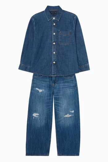 بنطال جينز بقصة فضفاضة وتفاصيل ممزقة دينم