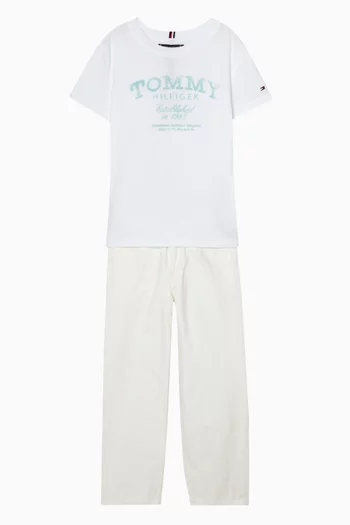 تي شيرت قطن بطبعة شعار الماركة بلون باهت