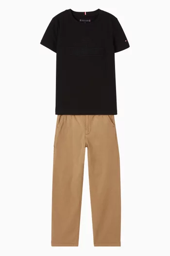 تي شيرت بطبعة شعار الماركة