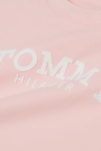 تي شيرت بطبعة شعار الماركة قطن