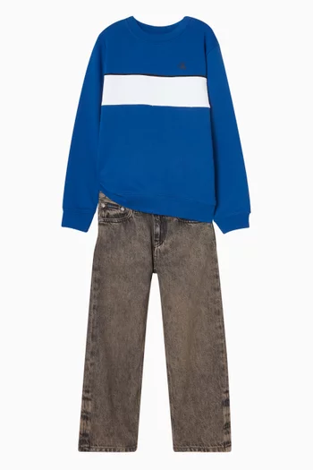 سويت شيرت قطن بشعار الماركة مقسم بألوان