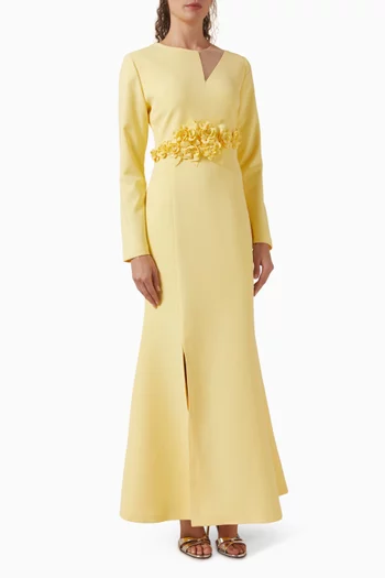 فستان بزهور بارزة