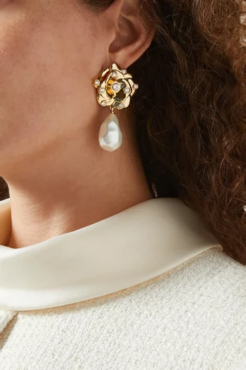 Flower Pearl Drop Earrings in Gold-plated Brass