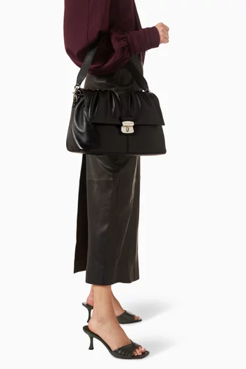 حقيبة كتف مسنجر كريستينا جلد