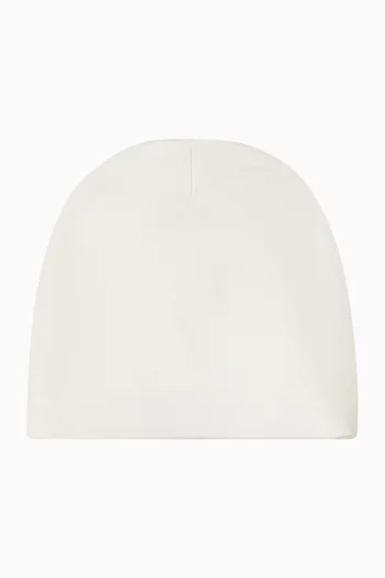 قبعة بيني لوريل بشعار ميدوسا 