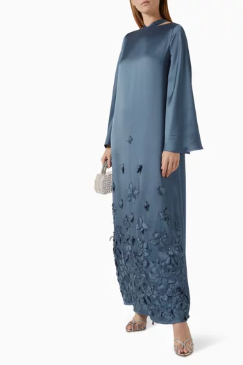 قفطان مزين بزهور بارزة