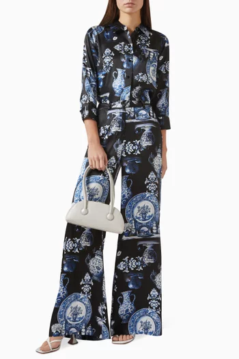 بلوزة داني مزينة بنقشة حرير